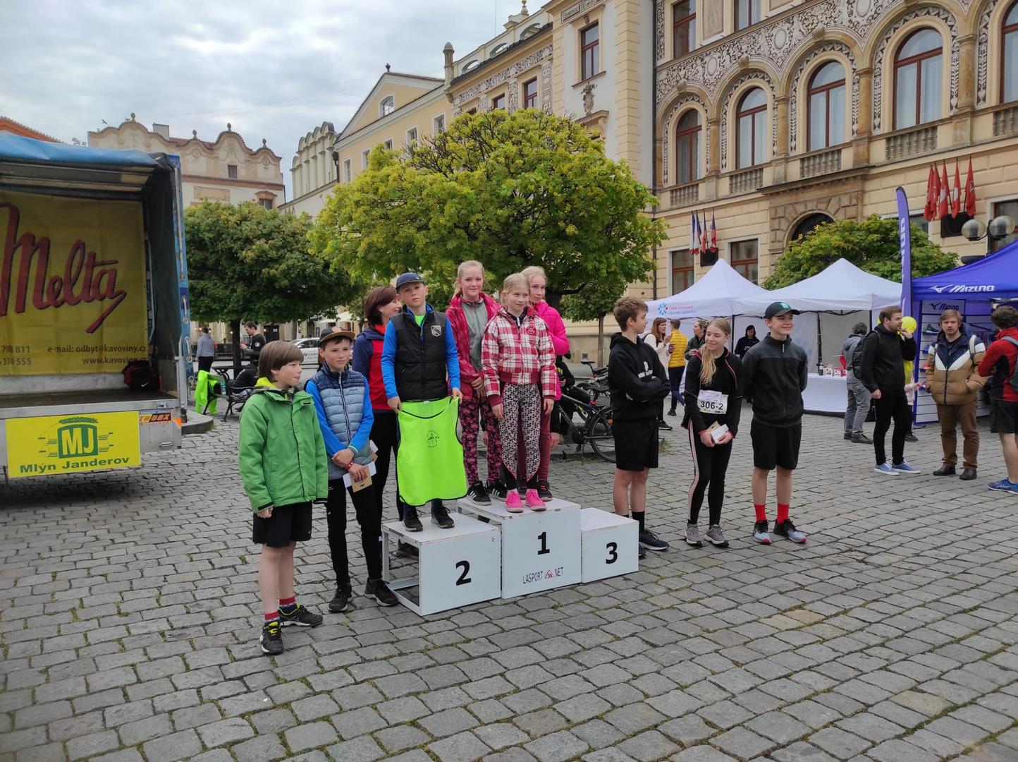 4A6FCE45-04DE-4B27-A575-73FD2364506C (Kopírovat)